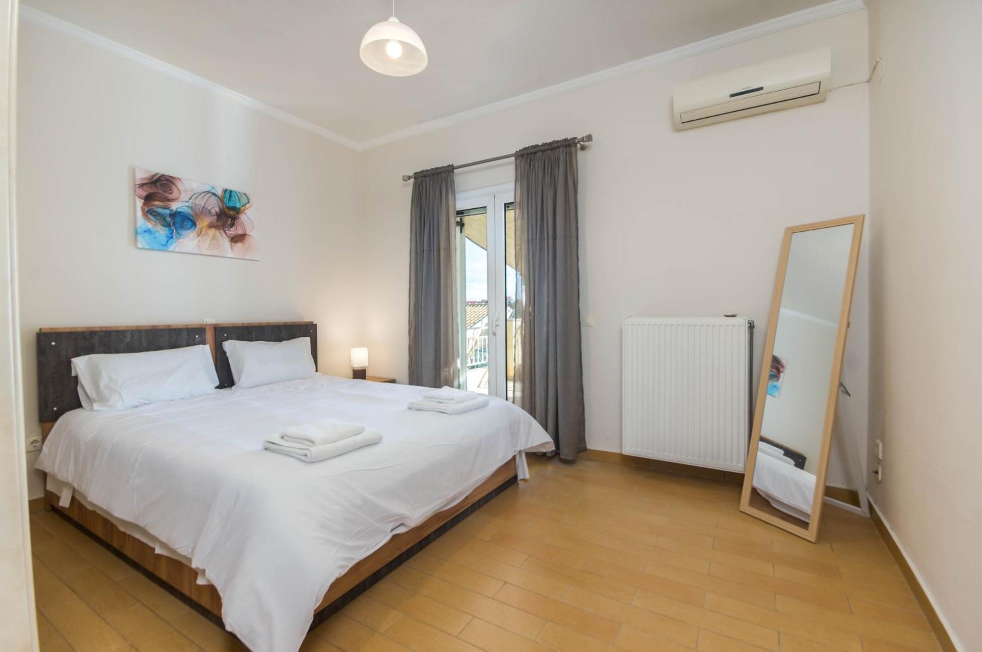 Apartamento Διωροφη Μεζονετα-2Km Απο Το Κεντρο-Iliana House Alepou Exterior foto